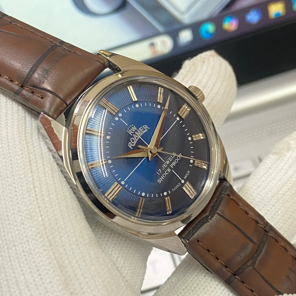 Vintage 1975 Roamer Manual Mens Silver Watch W/Leather Strap & Blue accents